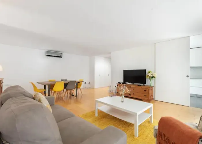 Kame House - Gym & Sauna Next To The * Ponta Delgada